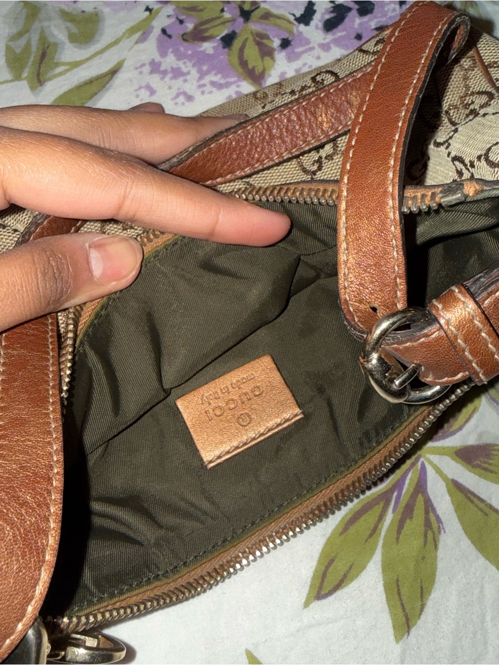 Gucci Tan/Brown Monogram Shoulder Bag with Gold Charm - Picture 6 of 8
